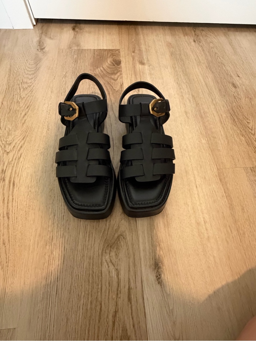 Frame Black Leather Platform Sandals with Gold Buckle